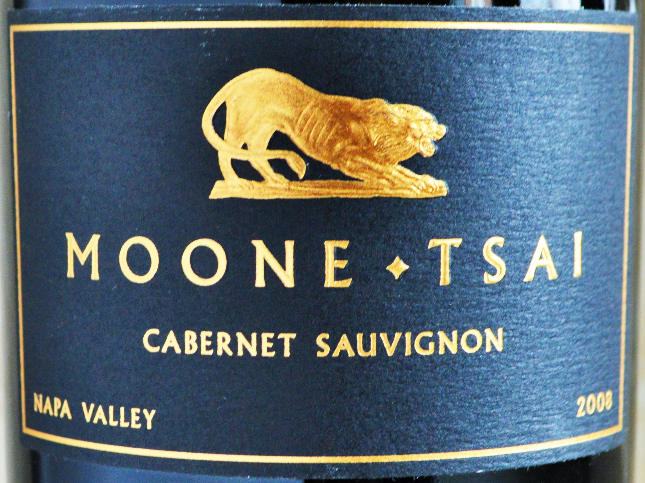 Moone Tsai Wine
